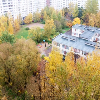 Однокомнатная квартира 39 кв.м на проспекте Просвещения (Выборгский, МО-15) продается. Окна - в большой зеленый двор