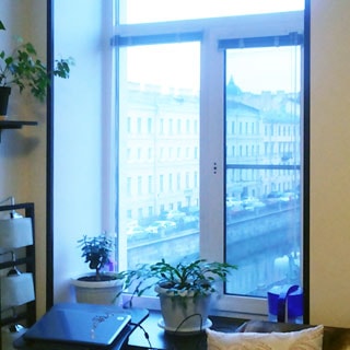 Шестикомнатная квартира 166 кв.м на канале Грибоедова (Адмиралтейский, МО-2, Сенной) продается. Вид из окна - на канал Грибоедова