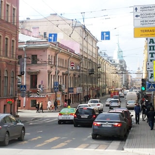 Шестикомнатная квартира 166 кв.м на канале Грибоедова (Адмиралтейский, МО-2, Сенной) продается. Гороховая улица