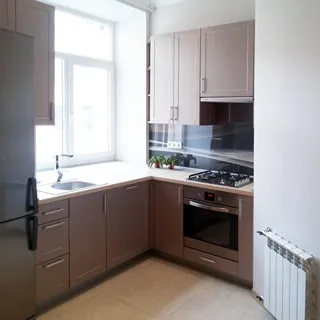 Трехкомнатная квартира 101 кв.м с видом на канал Грибоедова (Центральный, МО‑78) продается. Полностью оборудованная кухня